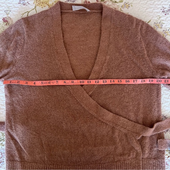 Everlane THE ALPACA WRAP SWEATER Tan Size Large - Picture 8 of 12